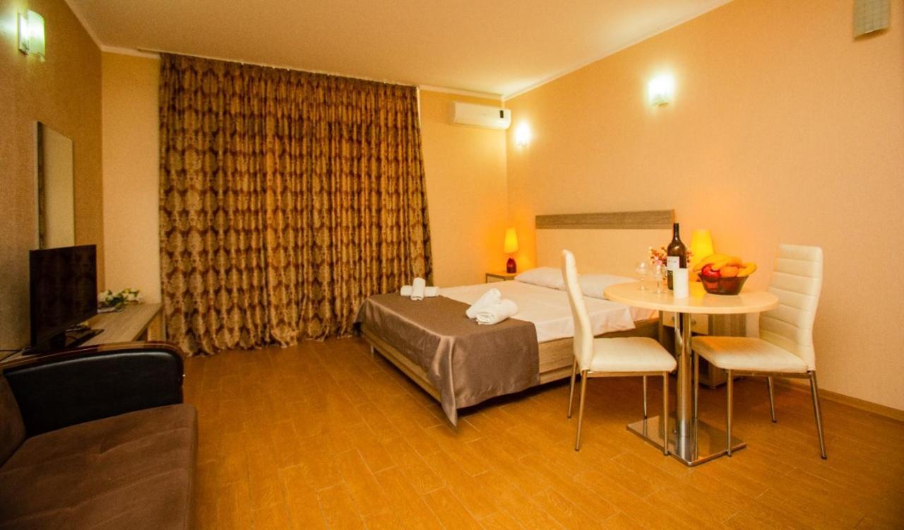 Luxury Apartments Batumi Exterior photo