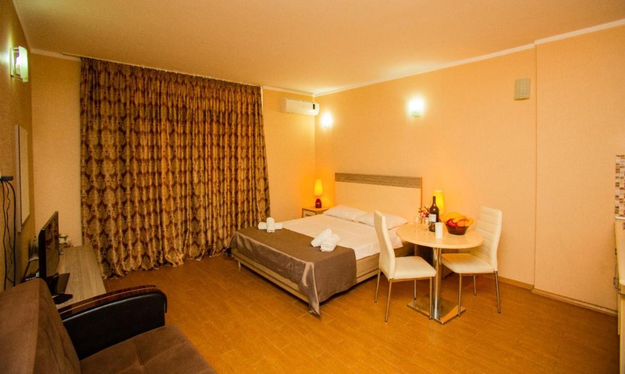 Luxury Apartments Batumi Exterior photo