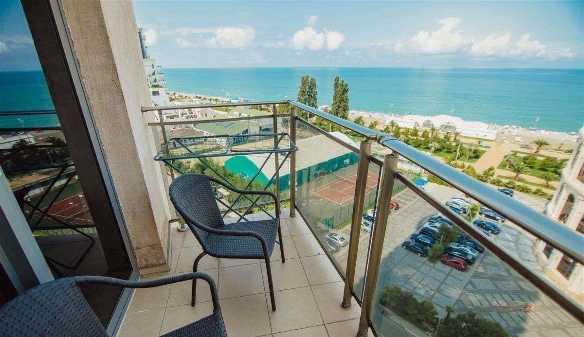 Luxury Apartments Batumi Exterior photo