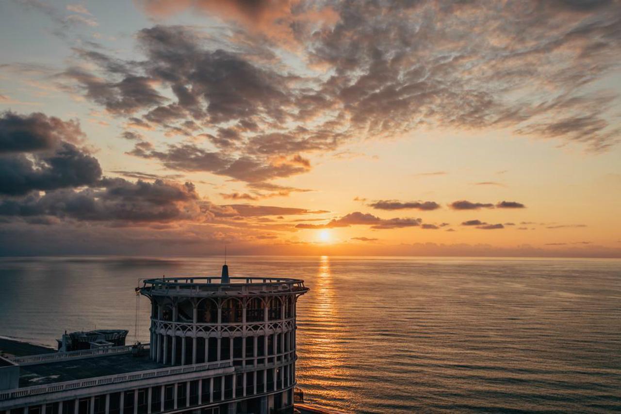 Luxury Apartments Batumi Exterior photo