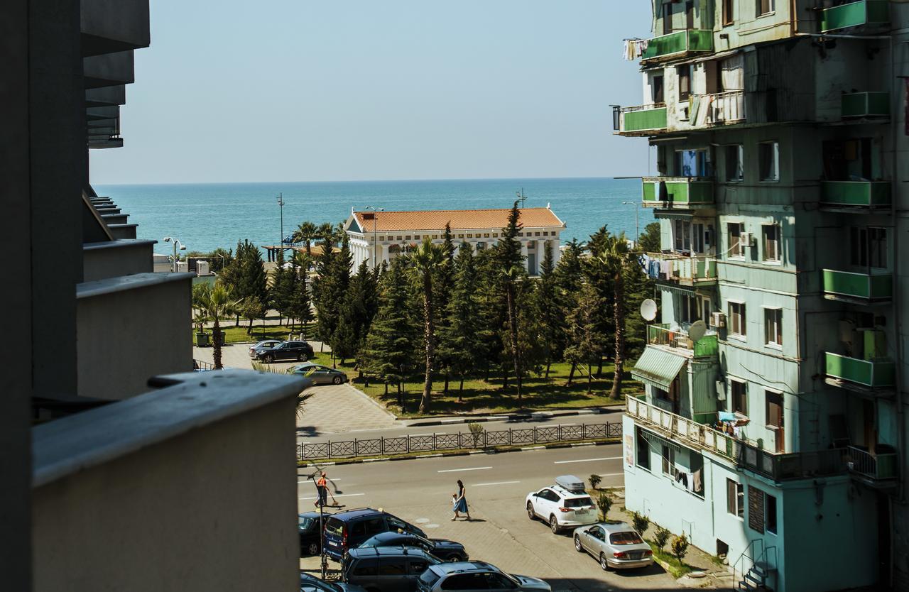 Luxury Apartments Batumi Exterior photo