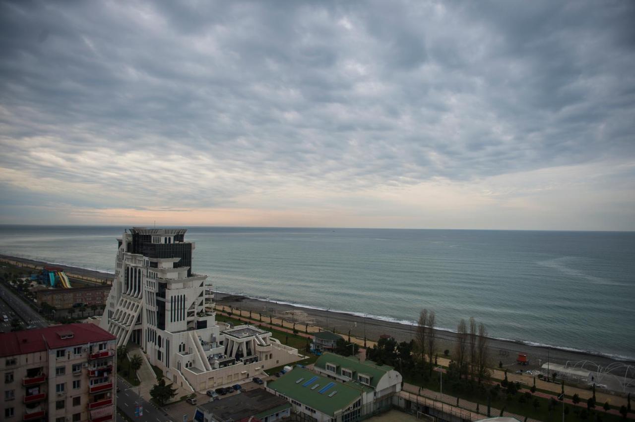 Luxury Apartments Batumi Exterior photo