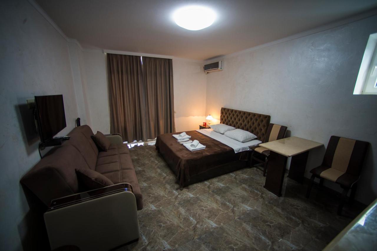 Luxury Apartments Batumi Exterior photo