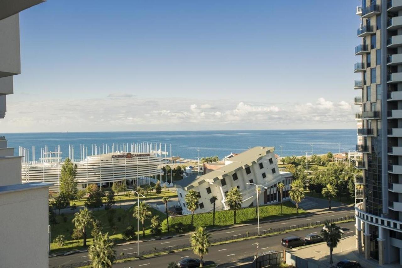 Luxury Apartments Batumi Exterior photo