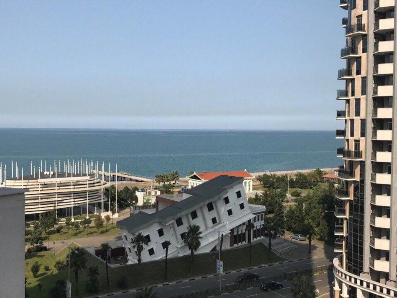 Luxury Apartments Batumi Exterior photo