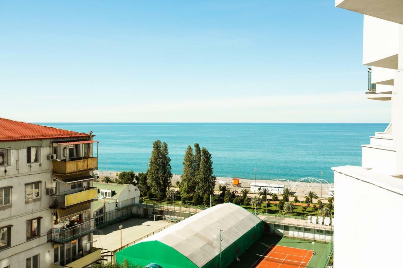 Luxury Apartments Batumi Exterior photo